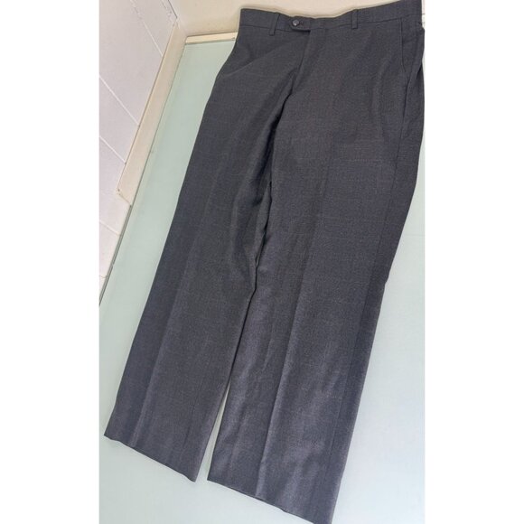 Jos A Bank 1905 2 Piece Suit 39R Blazer 33X29 Pants Windowpane Plaid Gray Wool - Picture 16 of 16